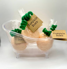 Load image into Gallery viewer, Red Rooster Soaps - Pumpkin Bath Treats