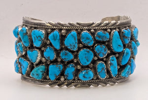 Massive Turquoise Cluster Cuff Zia - 98 g